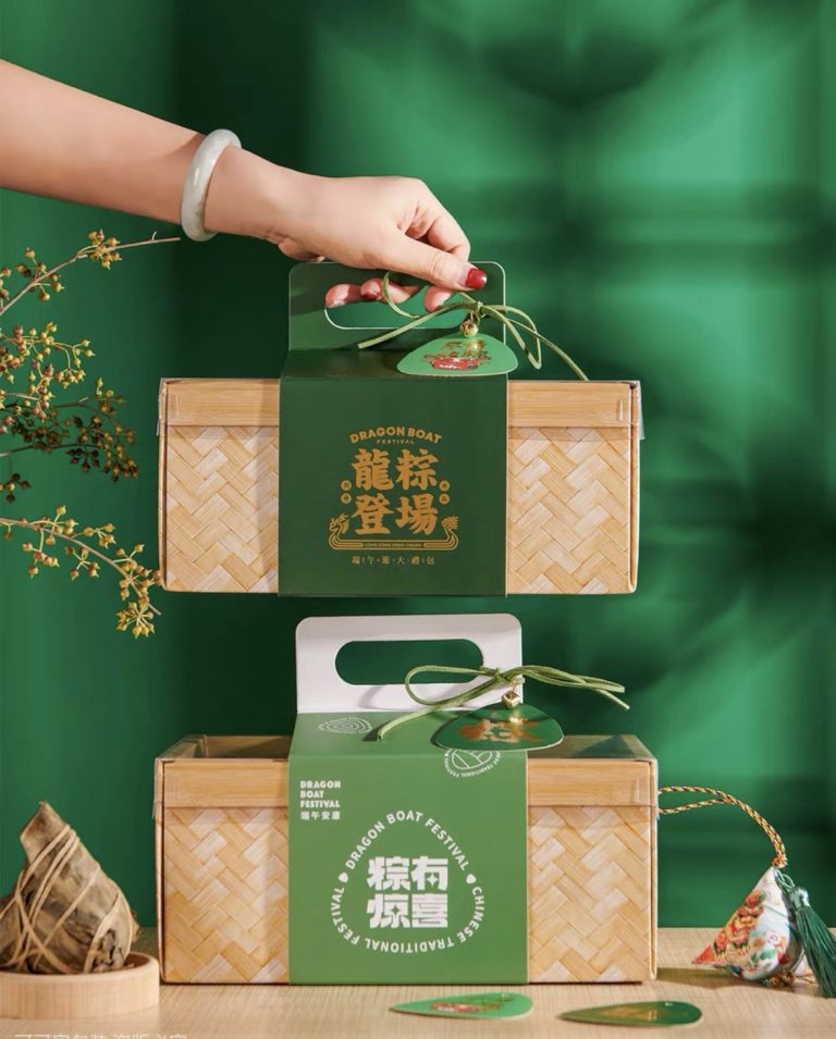 Hộp quà trà xếp tầng màu xanh ngọc và giấy kraft