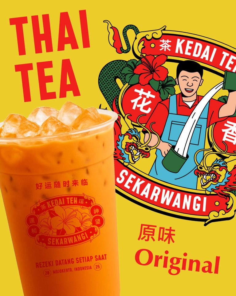 Ly nhựa trà Thái in thương hiệu màu đỏ vàng